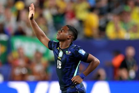 Endrick celebra estreia na Copa