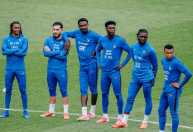 Estrelas da França demonstram incômodo com medida da federação antes da Copa