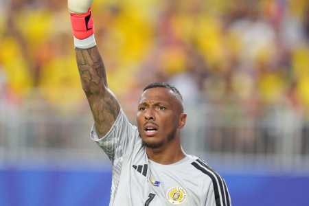 Eloy Room é eleito melhor jogador da partida entre Equador e Curaçao