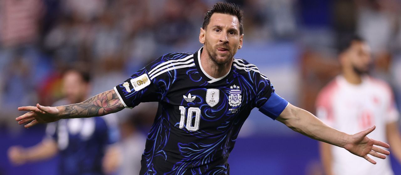 Messi faz mais um, Argentina vence Jordânia e avança com 100% na Copa do Mundo