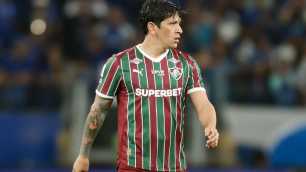 Cano, do Fluminense, desabafa nas redes sociais após críticas da torcida