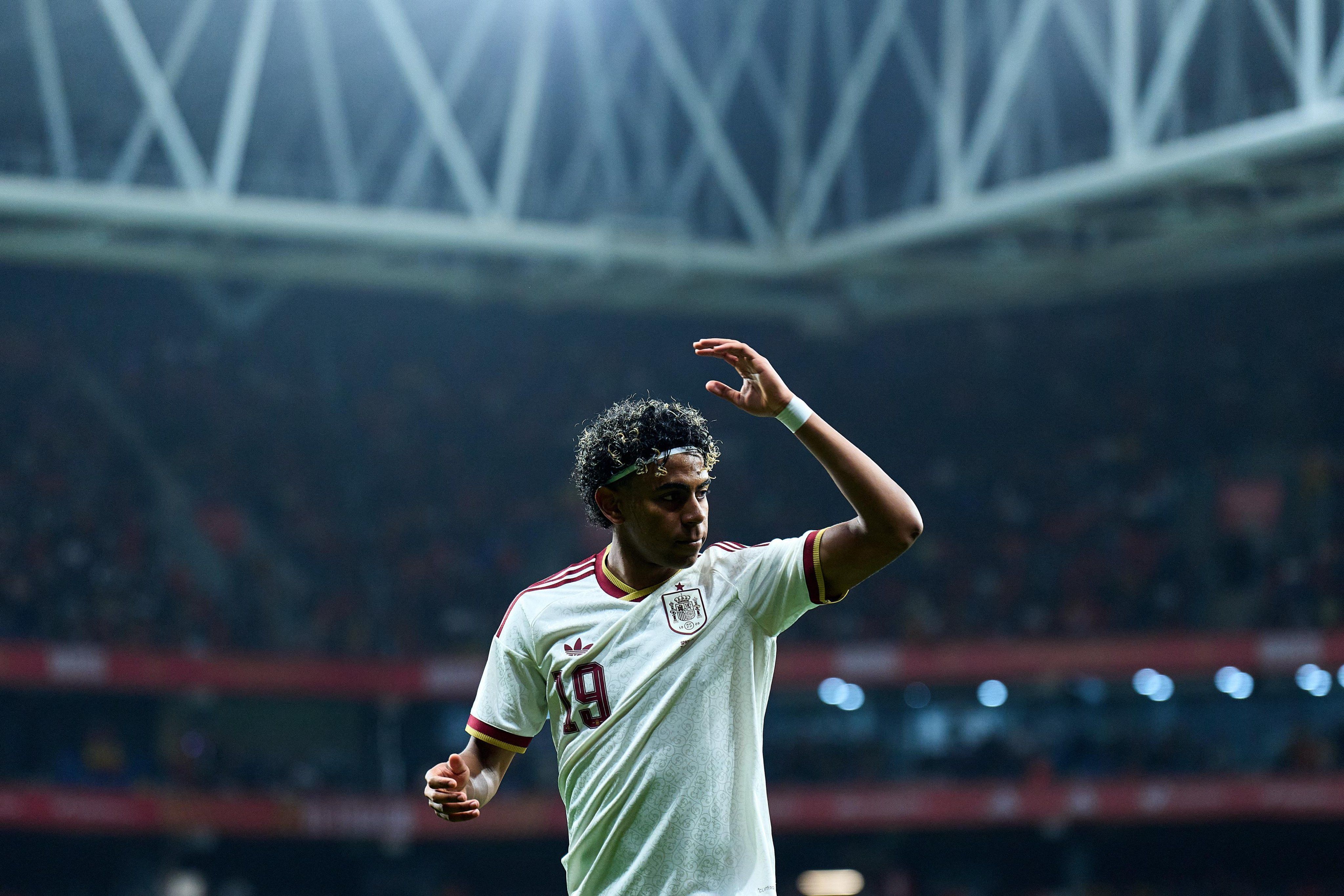 Técnico da Espanha abre o jogo sobre participação de Yamal em estreia na Copa