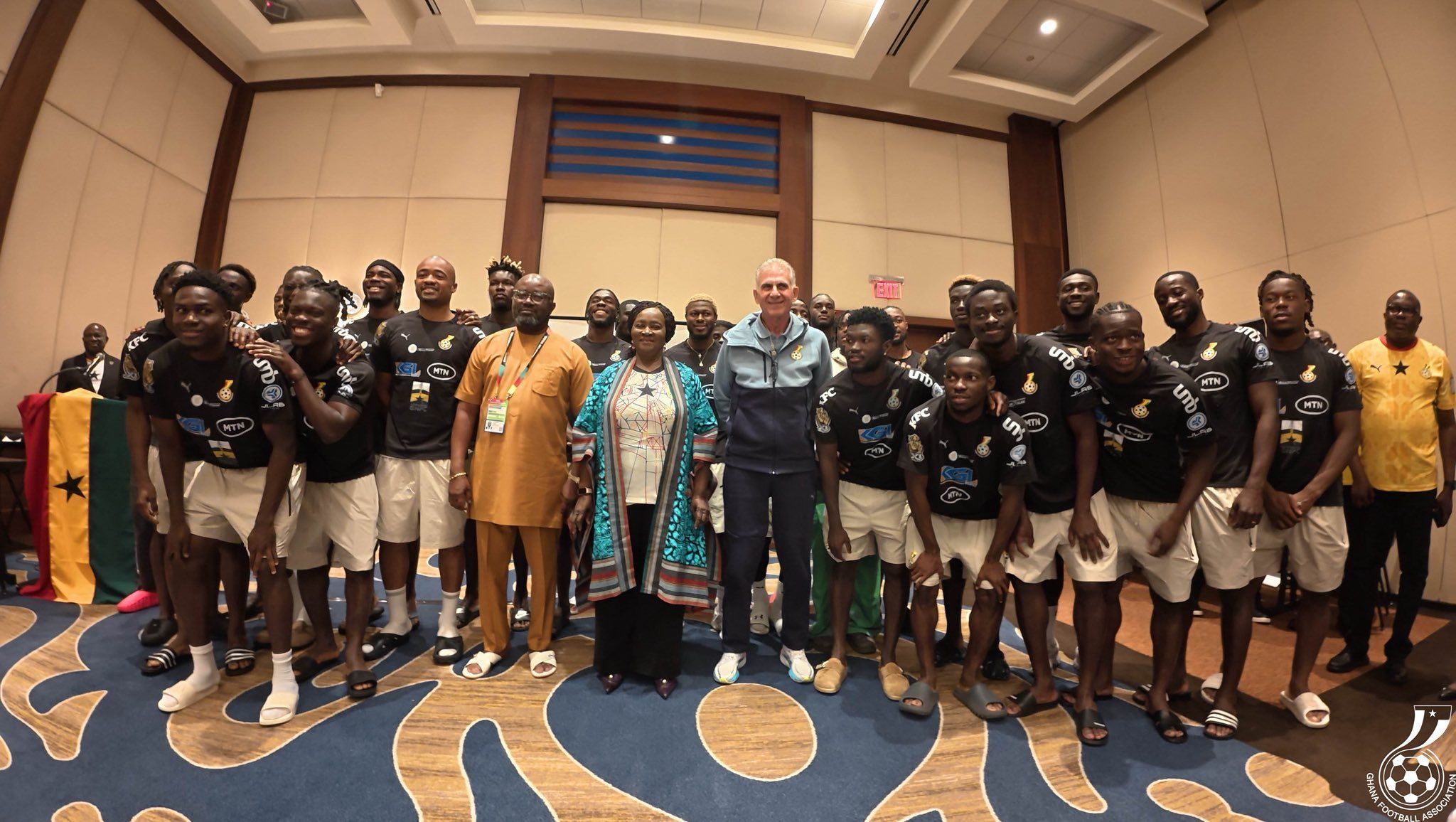 Delegação de Gana recebe visita 'ilustre' antes de estreia na Copa do Mundo