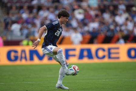 Agustín Giay, lateral da Argentina