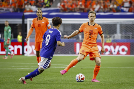 Holanda x Japão, pelo Grupo F da Copa do Mundo