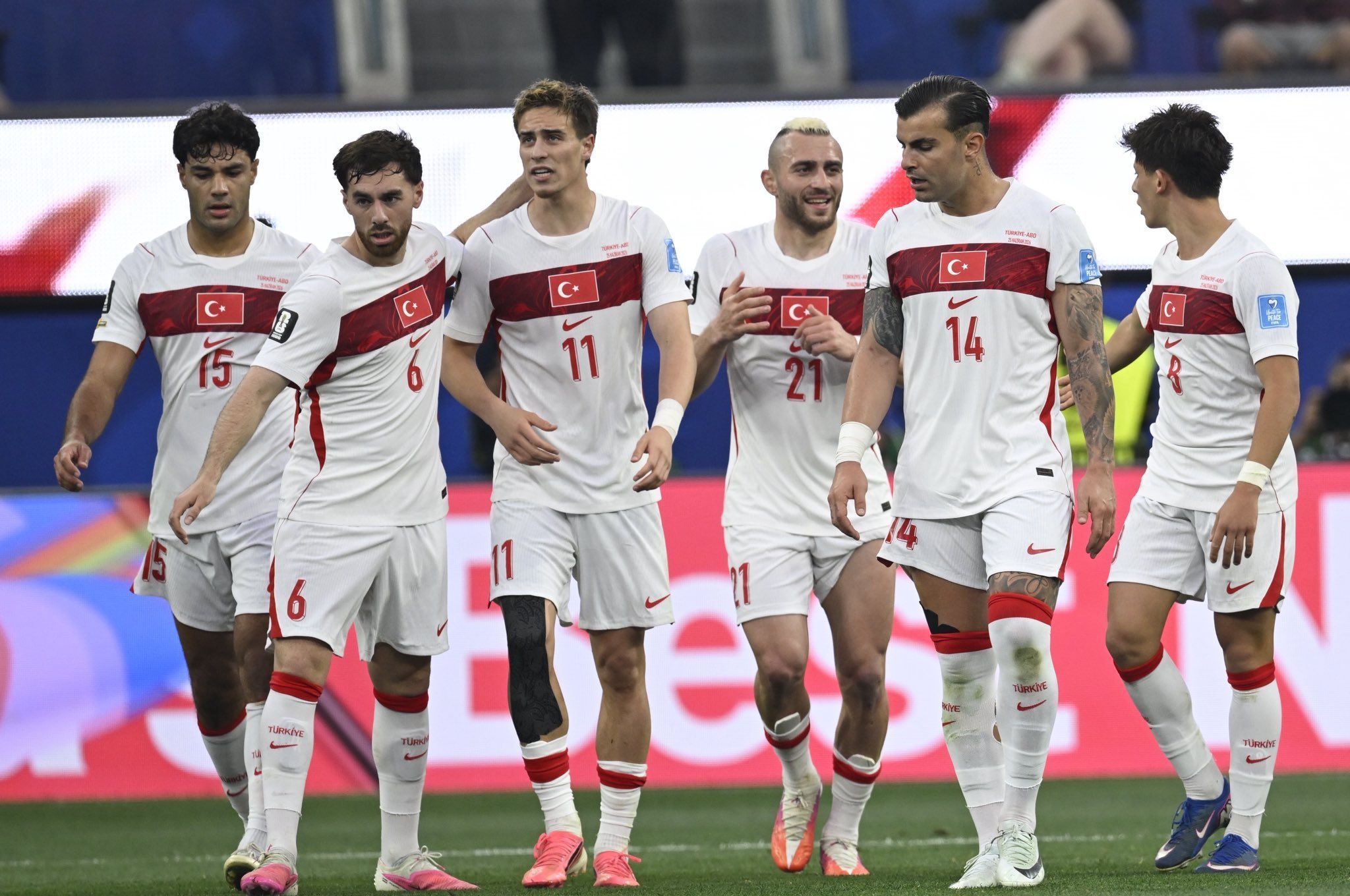 Eliminada, Turquia surpreende e vence Estados Unidos em despedida da Copa do Mundo