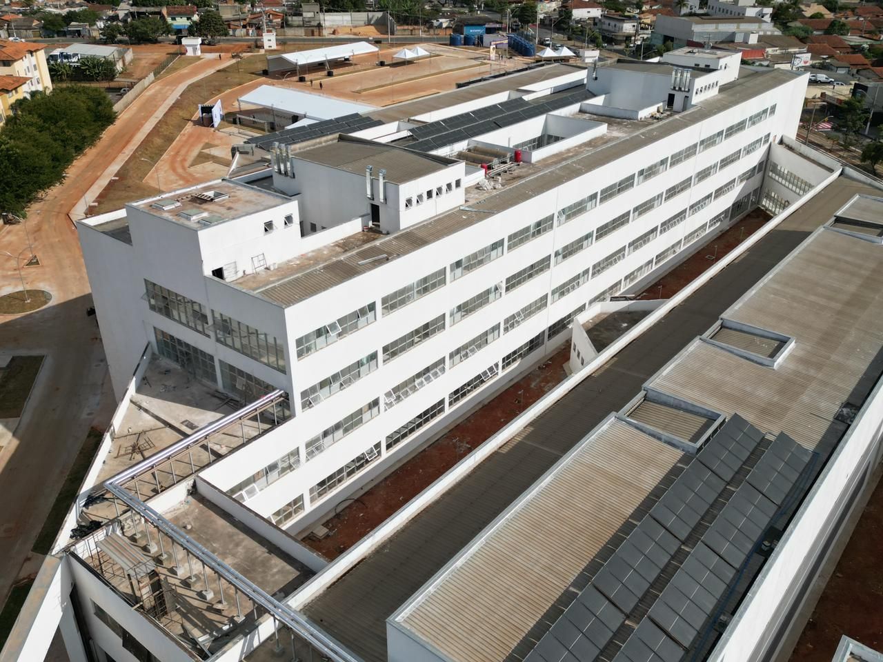 Governo de MG entrega Hospital Regional de Sete Lagoas