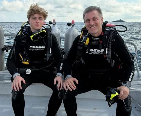 Benício Huck e o pai Luciano Huck