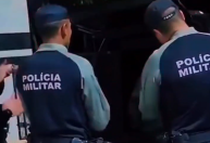 Polícia investiga militares que cantaram parabéns para homem preso no aniversário em Goiás