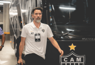 Primeiro semestre de Domínguez no Atlético tem curiosidade em escalações; entenda