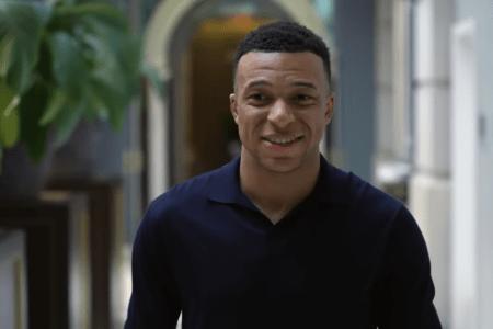 Kylian Mbappé disputará Copa do Mundo com a França