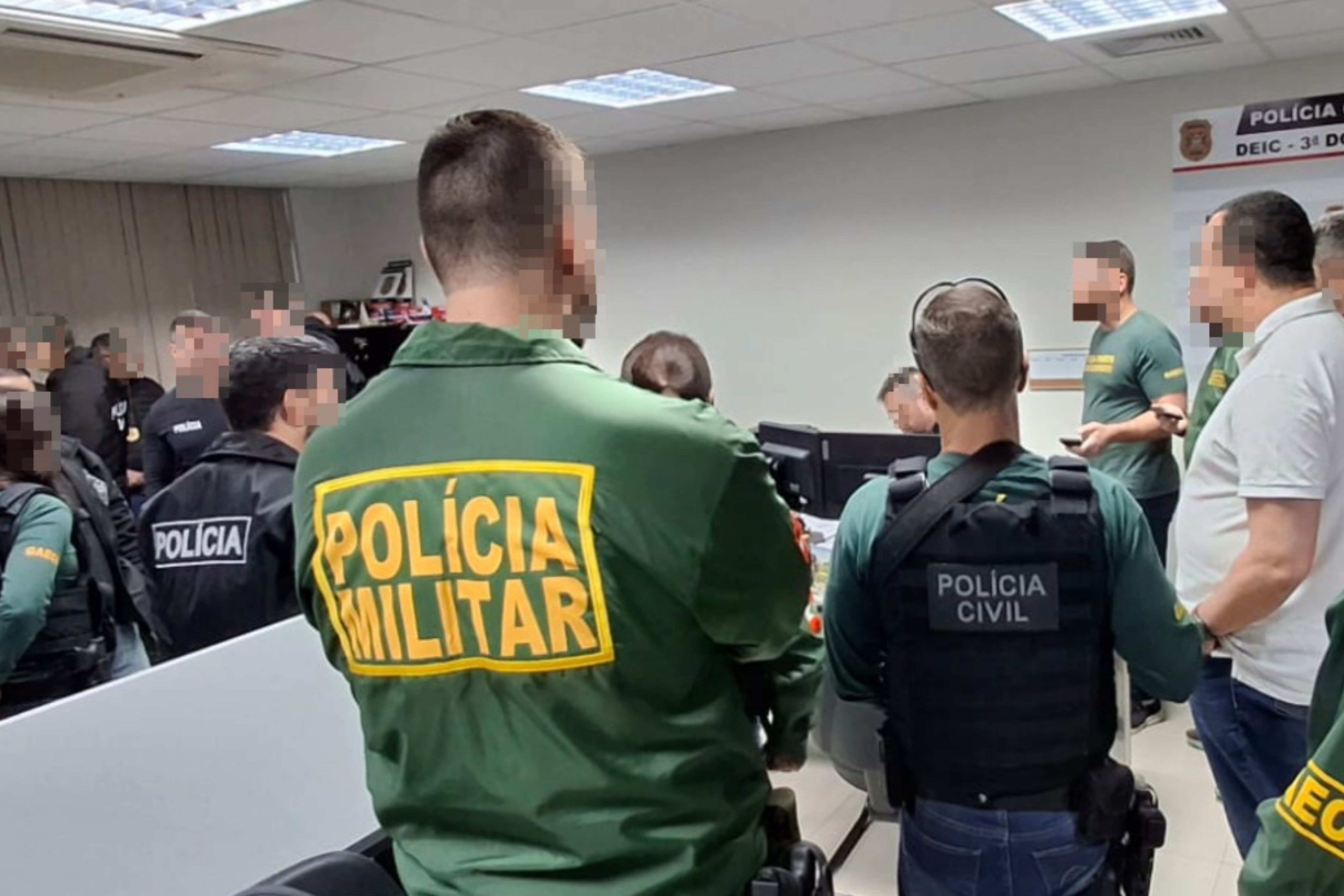Grupo neonazista: Ministério Público denuncia 14 investigados por atuação em SC e dois estados