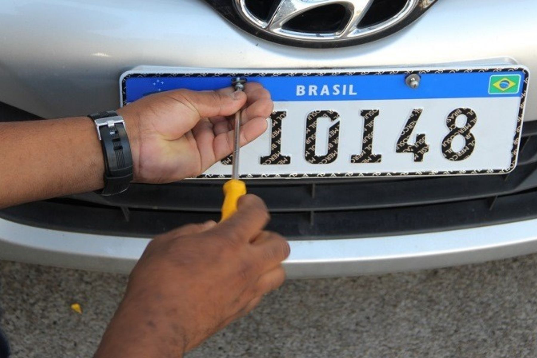 Minas Gerais inova no emplacamento veicular com sistema digital e tabela inédita de preços