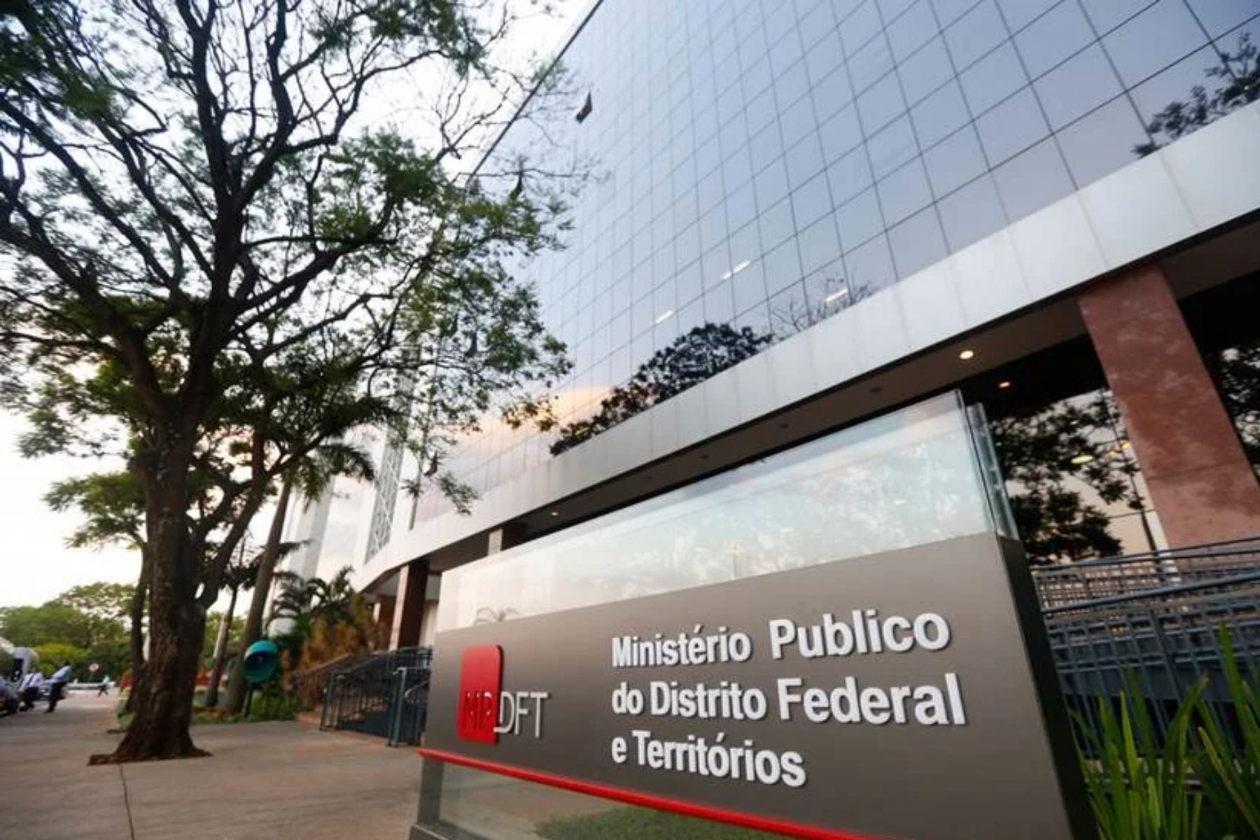 Operação do MP investiga BRB, Secretaria de Economia do DF e PicPay nesta sexta (19)