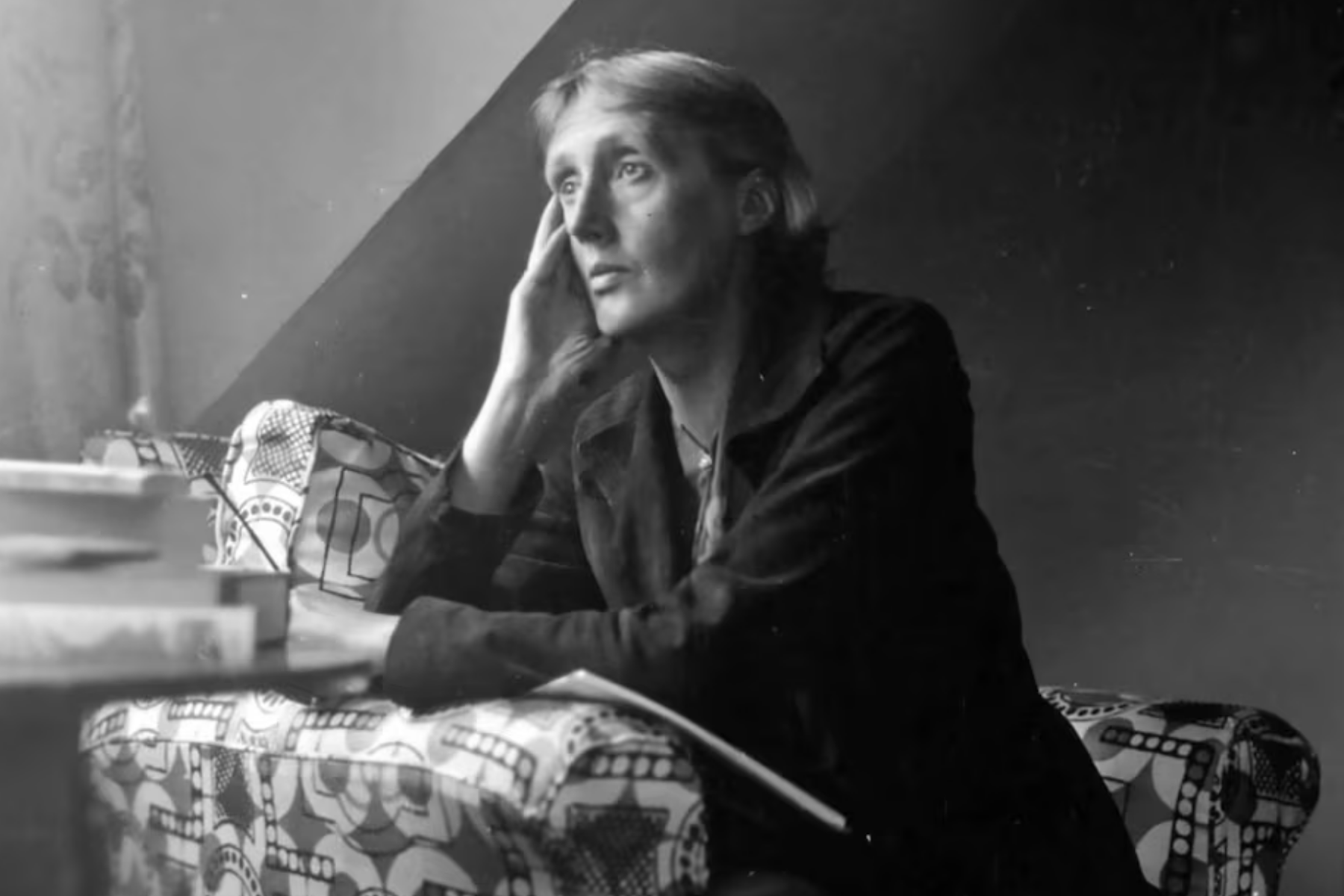 Virginia Woolf: 'Não há barreira, portão ou trinco que possam impor à liberdade da minha mente'