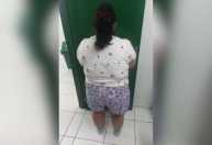 Mulher de 37 anos que fingia ter 12 é presa por estelionato após ser adotada em Santa Catarina