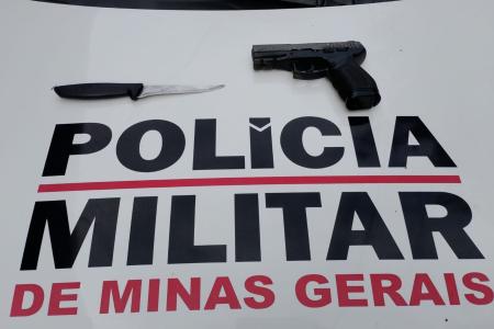 Homem é preso após agredir mulher e usar arma de brinquedo para ameaçá-la na Grande BH
