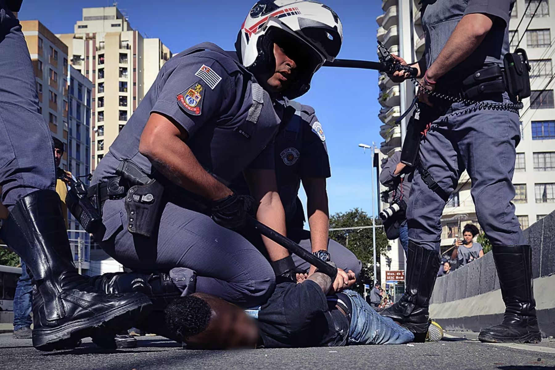 Letalidade policial bate recorde contra juventude e grupo representa 60% das vítimas