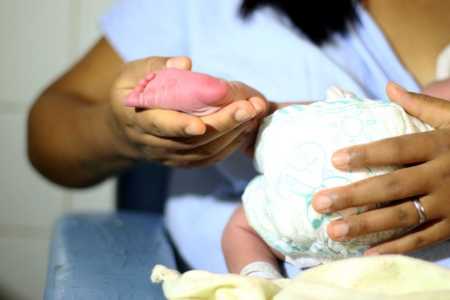Dia Nacional do Teste do Pezinho reforça a importância do exame em recém-nascidos