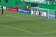 Emprestado pelo Cruzeiro, goleiro conquista título da Copa Sul-Sudeste após pênaltis