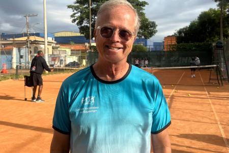 Claudius Tenório, engenheiro de formação e antigo adotante da Praça Amadeo Lorenzato, é fundador da Dynamis • Laura Scardua/Itatiaia