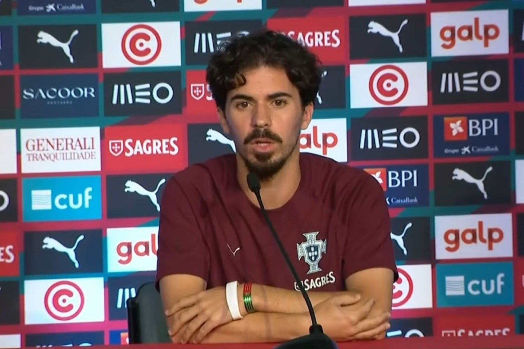 Destaque de Portugal afasta 'favoritismo' na Copa, mas admite: 'Somos candidatos'