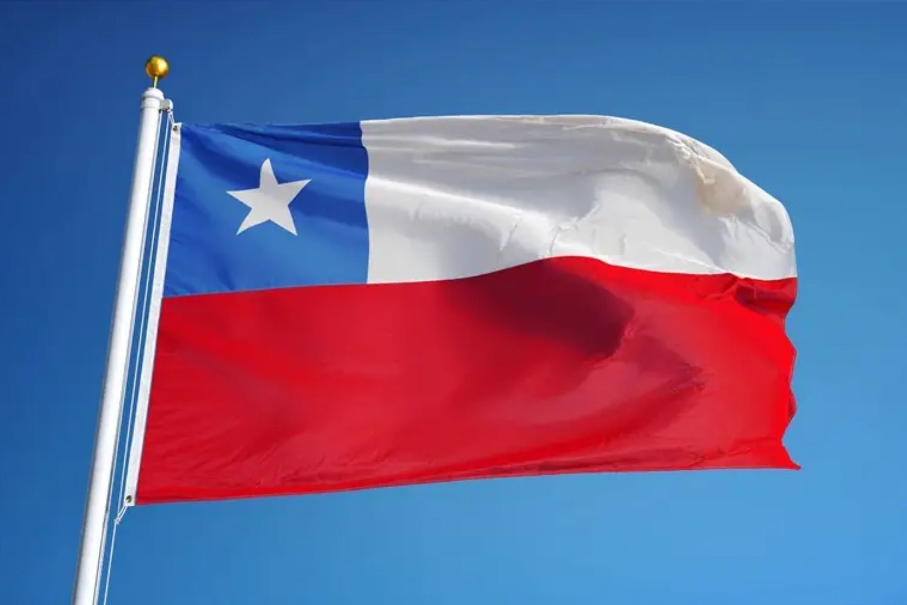 Chile destrói ponte para conter imigração ilegal na fronteira