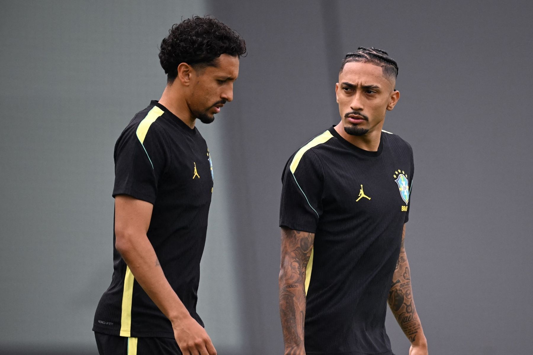 Capitão do Brasil na Copa do Mundo, Marquinhos atualiza situação de Raphinha