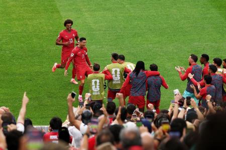 Cristiano Ronaldo e torcida de Portugal celebram gol no NRG Stadium • Fifa/Divulgação
