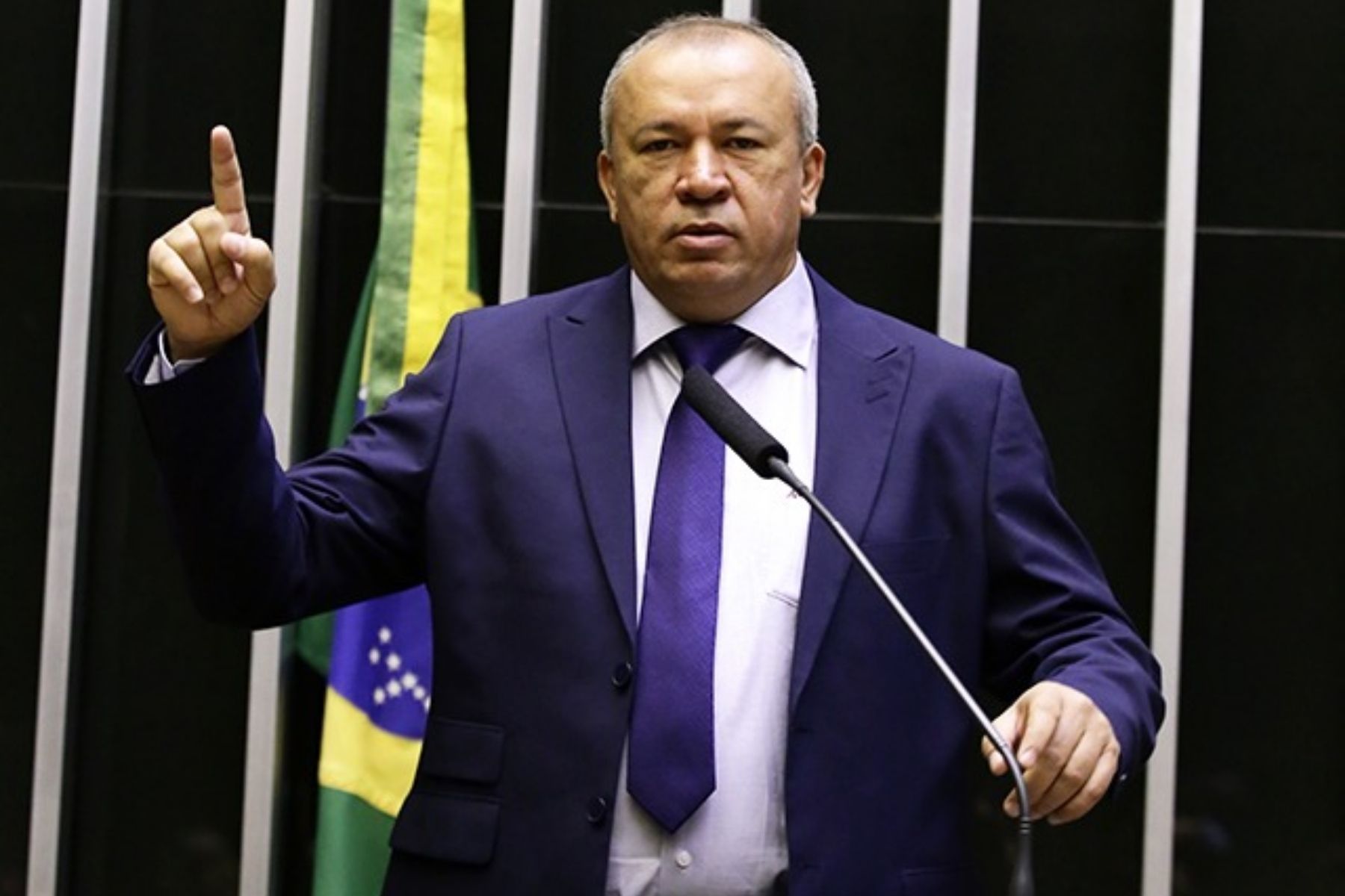 Deputado do Norte de MG se coloca à disposição para disputar Governo, afirmam correligionários