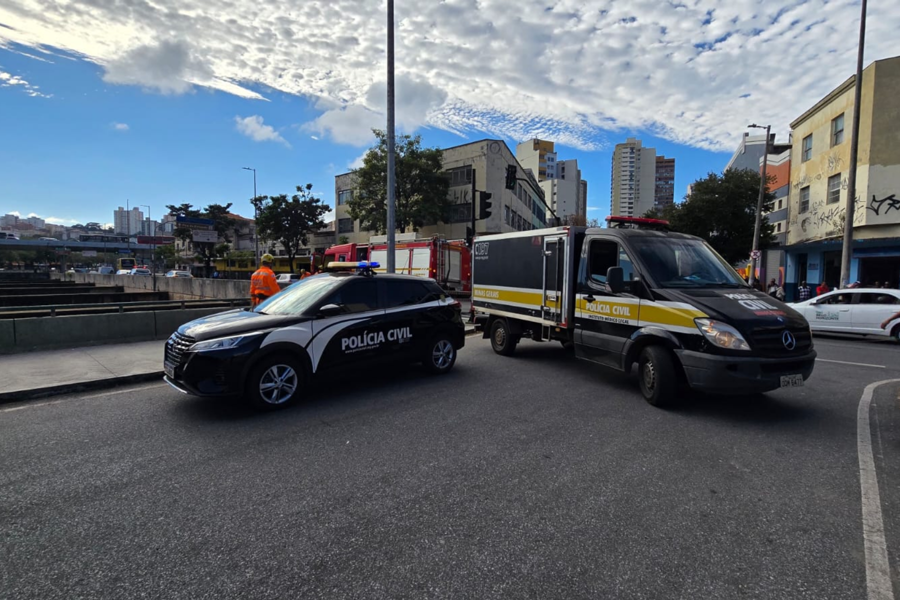 Corpo de homem é retirado do Rio Arrudas, em BH