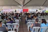 Professores votam pela manutenção da greve e ocupam secretaria da prefeitura de BH