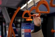 Agradecer ao motorista do ônibus revela mais que educação, segundo psicólogos