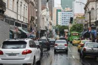 Carro adesivado em tempos de campanha política pode perder o seguro; entenda