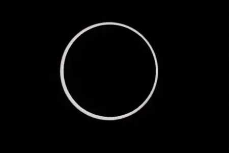 Eclipse solar anular já pode ser observado