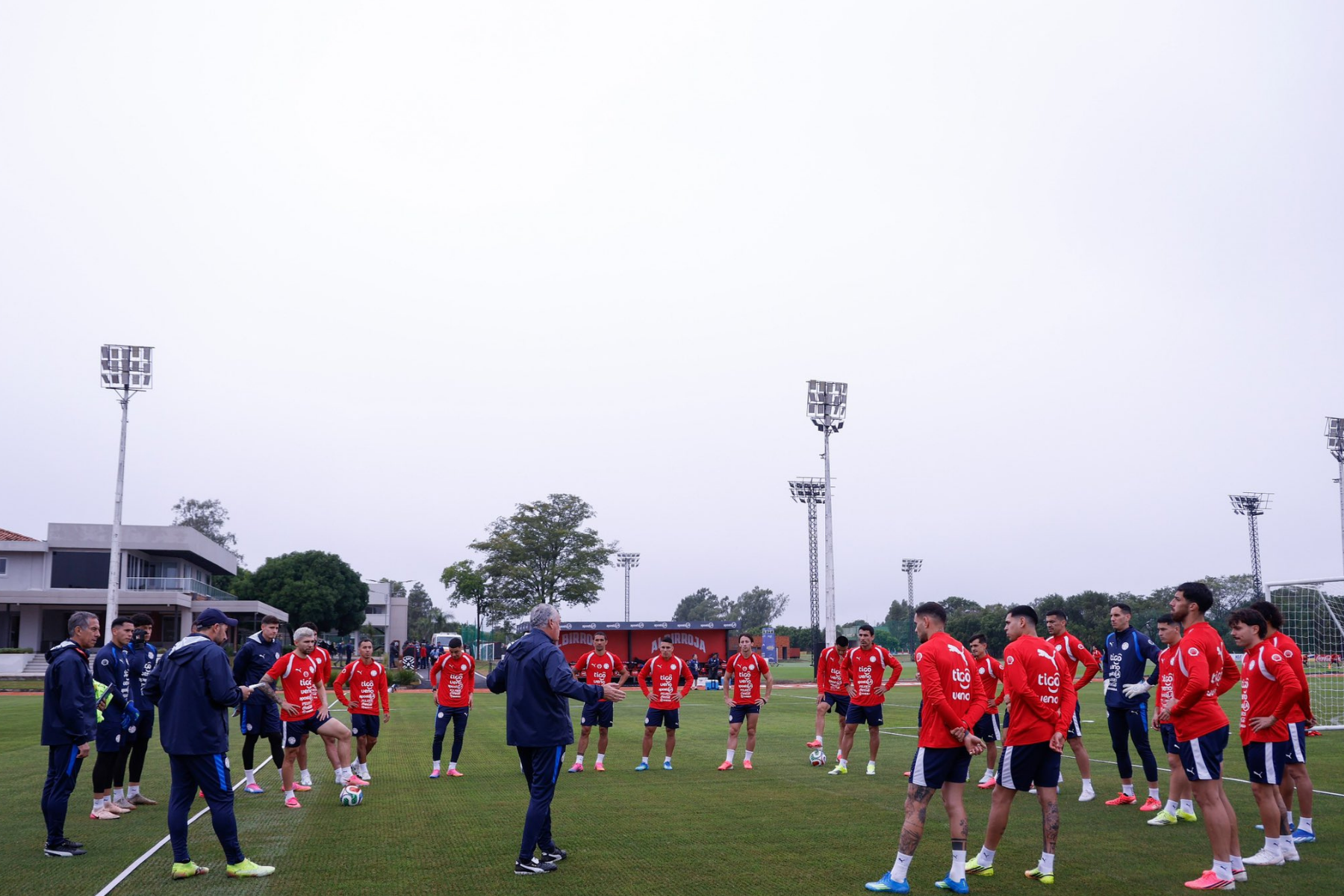 Com recorde de jogadores do Brasileirão, Paraguai divulga convocados para Copa do Mundo