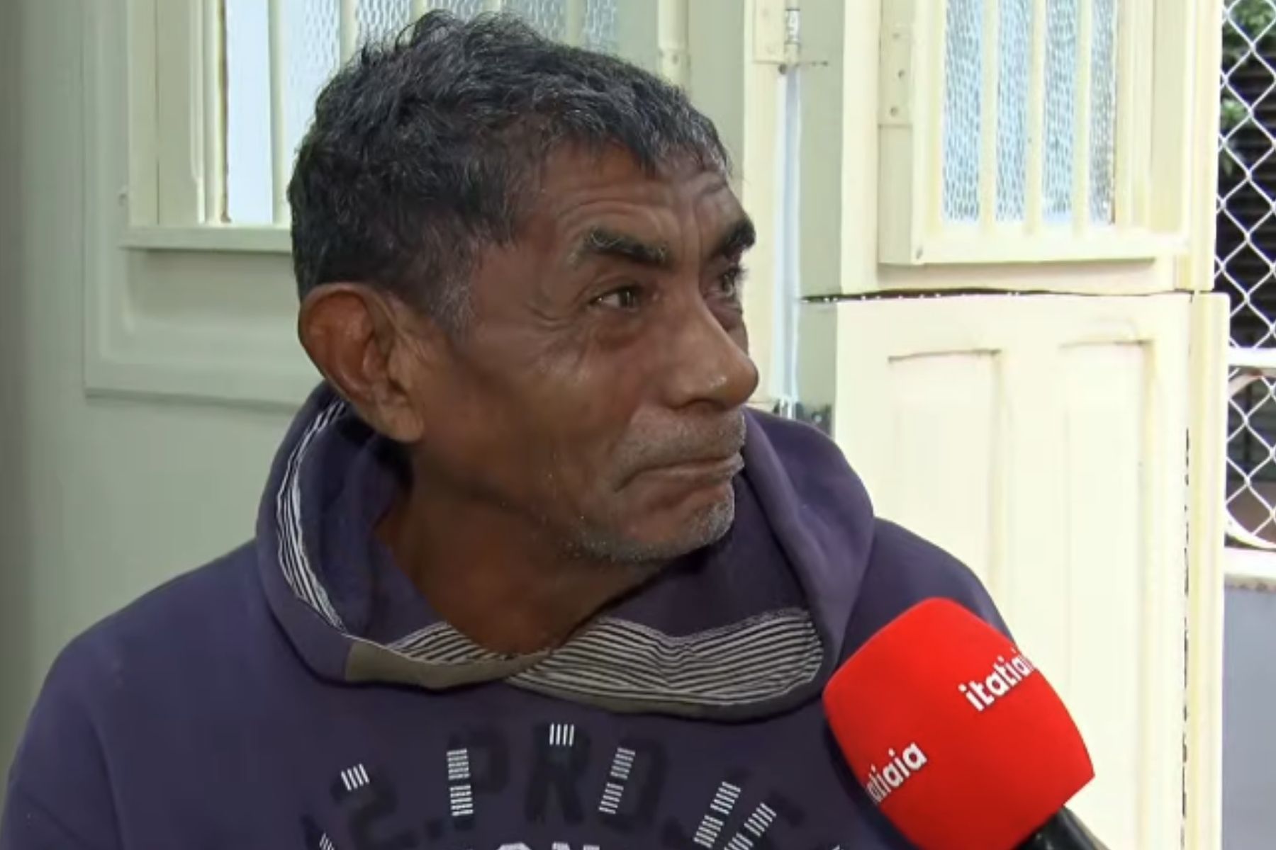 Idoso viaja de Roraima a BH após acreditar em vídeo de falsa namorada online