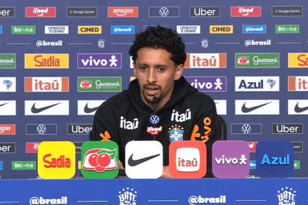 Marquinhos em coletiva da Seleção Brasileira