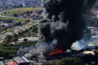 Prefeitura monitora impactos de incêndio na operação do transporte coletivo em BH