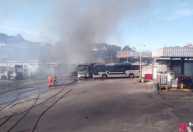 Incêndio em garagem de ônibus em BH ameaçou imóveis vizinhos, dizem bombeiros