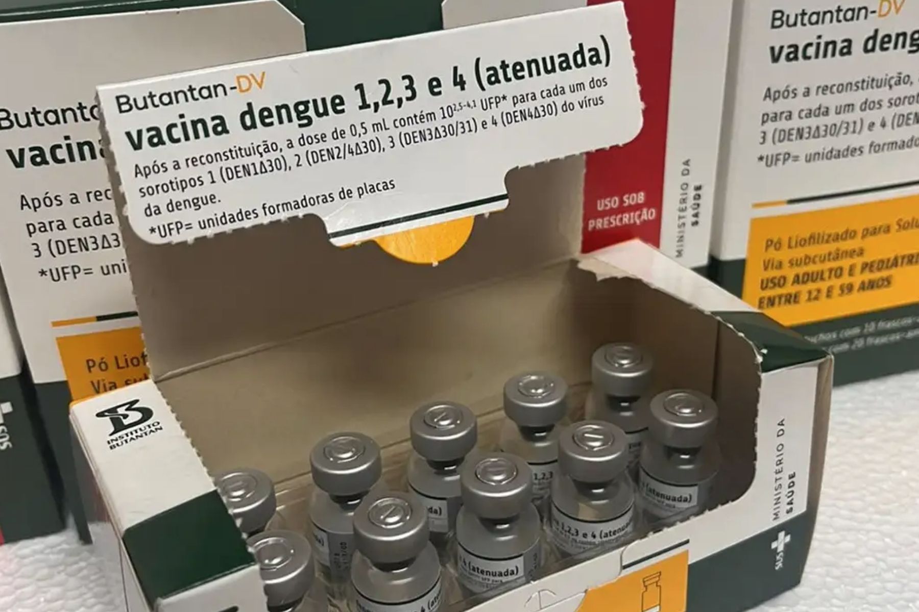 Veja quais cidades brasileiras aplicaram doses de vacina suspensa pelo Ministério da Saúde