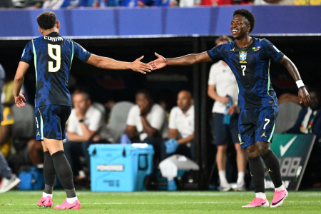 Matheus Cunha e Vinicius Júnior marcaram os gols da goleada do Brasil sobre o Haiti
