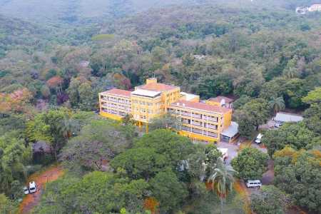 Hospital de BH alerta para avanço das queimadas e reforça ações de prevenção em área verde