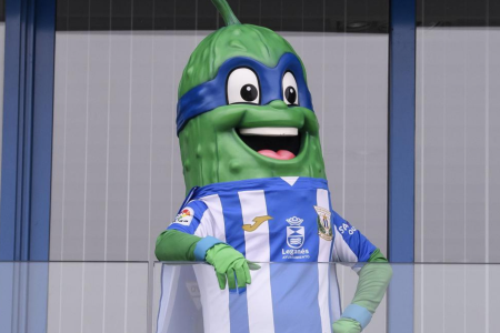 'Super Pepino', mascote do Leganés • Divulgação/Leganés