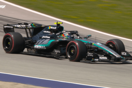 Mercedes dominou primeira atividade na Áustria