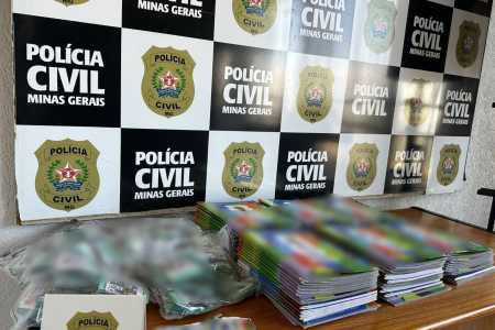 Polícia Civil apreende figurinhas da Copa do Mundo falsificadas em Minas