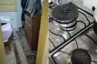 Chuva forte: granizo atravessa telhado e invade casa no interior de Minas; veja vídeo
