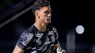 Santos renova com promessa da base; veja detalhes