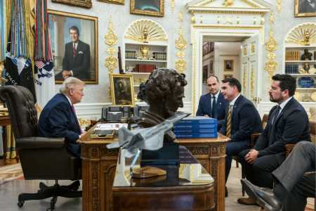 Trump se encontrou com Flávio na última quarta-feira (27)