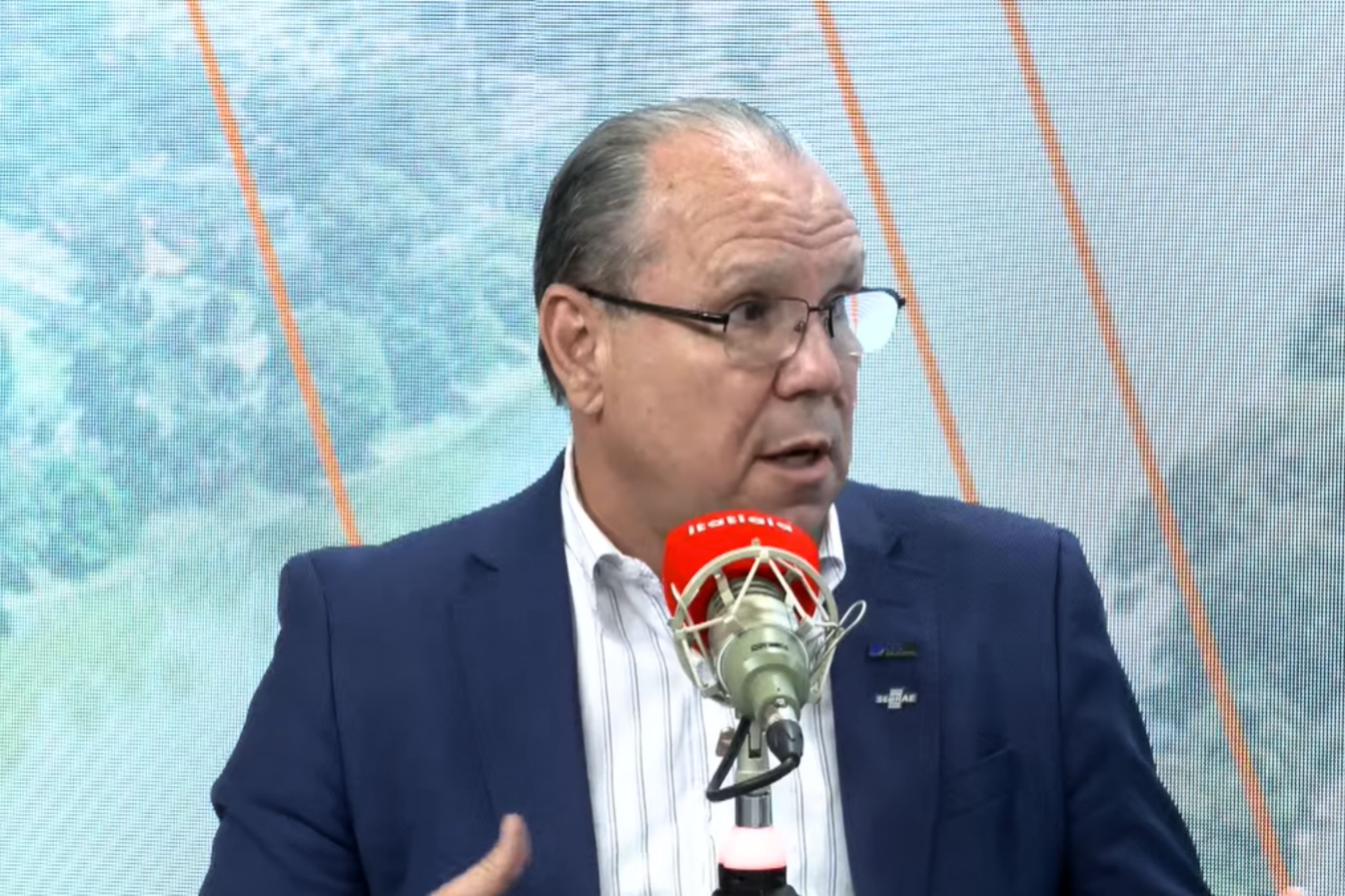 Presidente da CDL/BH diz que momento não é favorável para discutir o fim da 6x1